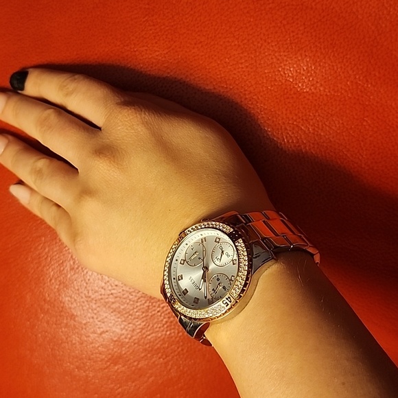 Guess watch multifunctional analog like new unisex heavy - Picture 9 of 12